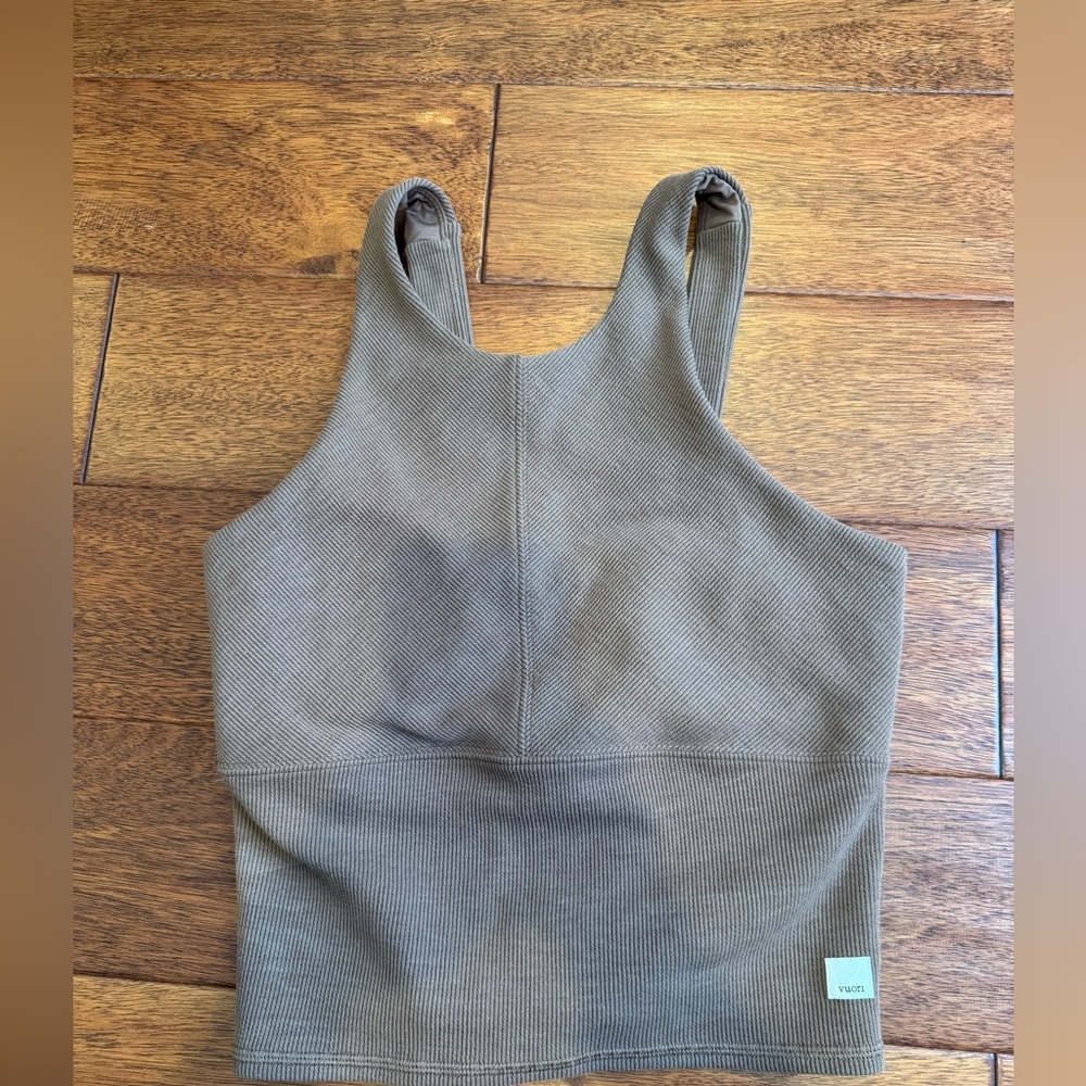 Vuori tank LIKE NEW